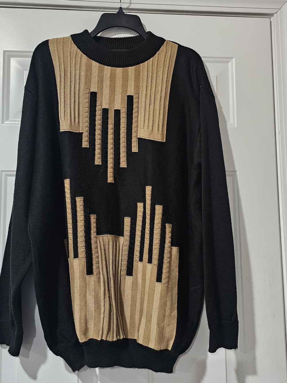 Bergati Black and Tan Geometric Knit Sweater Size XL 80'S or 90's